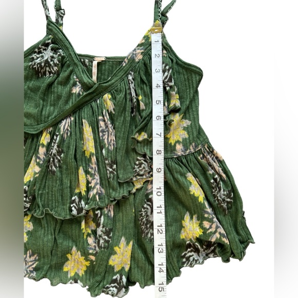 FREE PEOPLE Revolve Green Melbourne Ruffle Tank Top Bohemian Size XS Boho - Picture 10 of 10